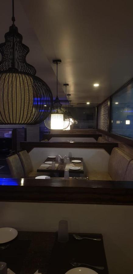 Hotel Fortune M R Grands Suluru Екстериор снимка