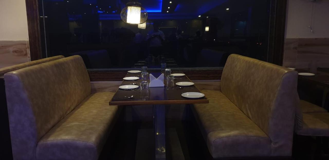 Hotel Fortune M R Grands Suluru Екстериор снимка