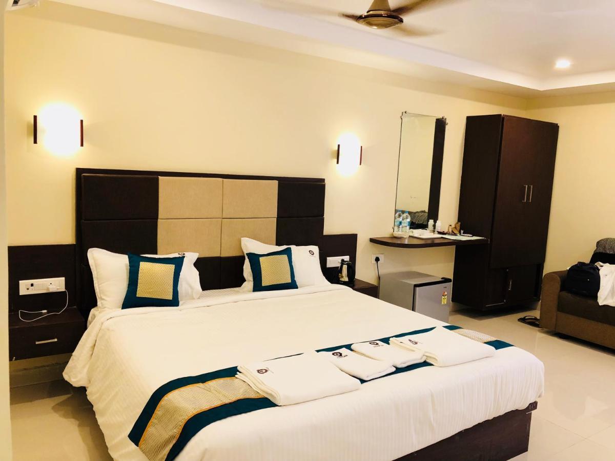 Hotel Fortune M R Grands Suluru Екстериор снимка