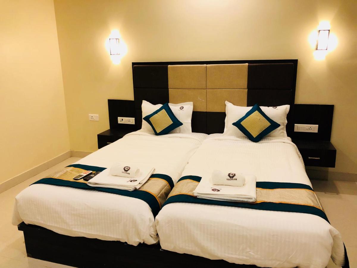 Hotel Fortune M R Grands Suluru Екстериор снимка